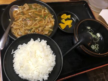 「けん軒定食」って何？