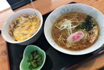 牡丹荘の日替りランチ