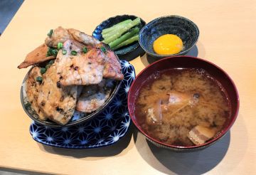 「十勝の豚丼」 ～ 炉端 ｚａｎ