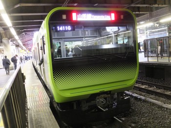 Ｅ２３５系増備続く　トウ１２編成