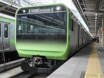 Ｅ２３５系増備続く　トウ１５編成