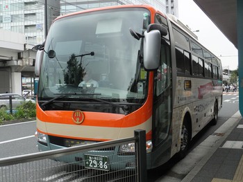 小湊鉄道バスのラッピング車
