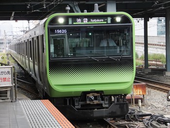 Ｅ２３５系増備続く　トウ２３編成
