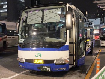 １１月の帰省　新宿からの足
