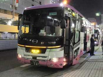川崎駅　２２：０５発のWILLER EXPRESS　１２月１７日