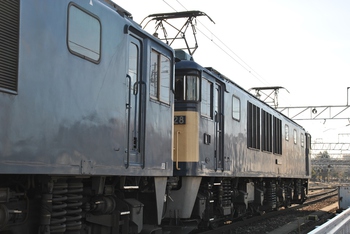 南松本駅にて貨物列車を撮る　１月６日