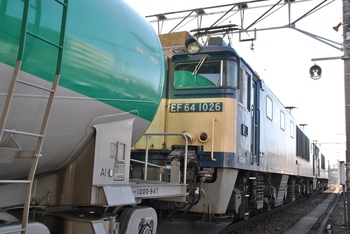 南松本駅にて貨物列車を撮る　１月６日