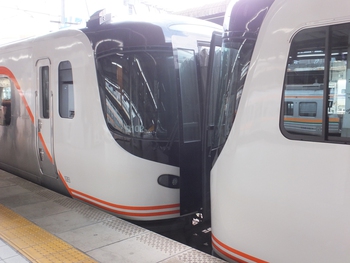 ８両編成で運転された　ひだ９号　2023．7．29