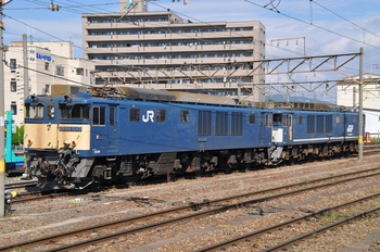 南松本駅にて貨物列車を撮る　１０月１２日