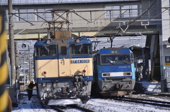 南松本駅にて貨物列車を撮る　2023年1月28日