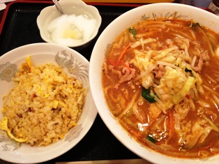 明華楼で味噌タンメン＆半炒飯＠新川店