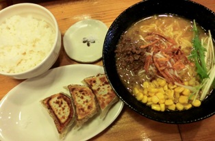 北の焦がしバター味噌＠北海道ラーメンるるも