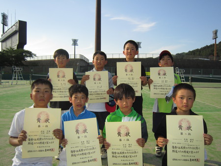 4年以下男子