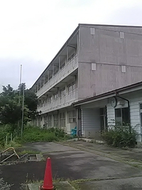 旧鬼無里中学校跡地／２３年８月１６日午前９時半頃