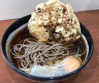 松本駅お城口左手にある駅そばイイダ屋
