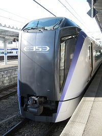 松本駅と長野駅発着特急列車の車両