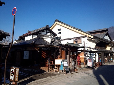 上田市柳町。