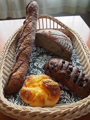 パン焼き小屋zopfのパン。