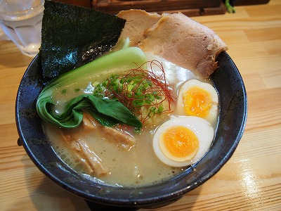 上田市　信州麺屋　泰。