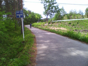 生坂村・池田町境の道