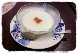 バナナ春巻きバニラアイス添え“バーミヤン”