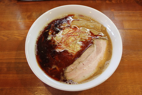 「上田らぁめん はち」の11月限定！