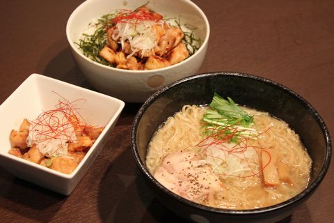 おおぼしの３ｒｄブランド「うきぐも」でも美味だれ！