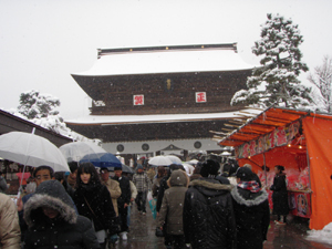 善光寺さんに初詣