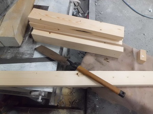 木工作　（台製作　その２）