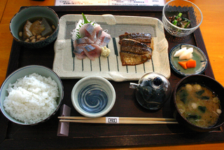 和食屋　膳（長野市問御所町）